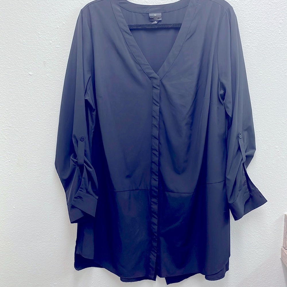 Sz 0x - Black Button Down - Cuff Roll Up Tabs - Slit Sides - So Cute